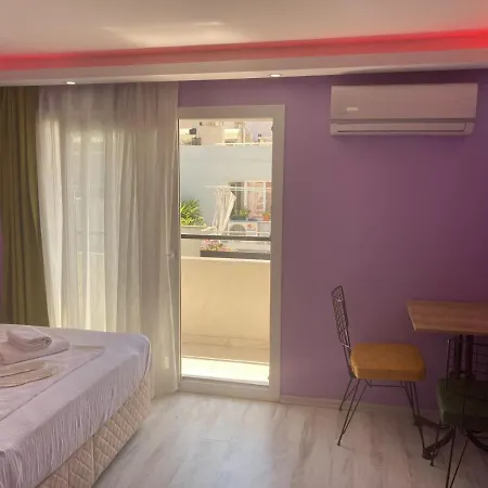 Vero Hotel *